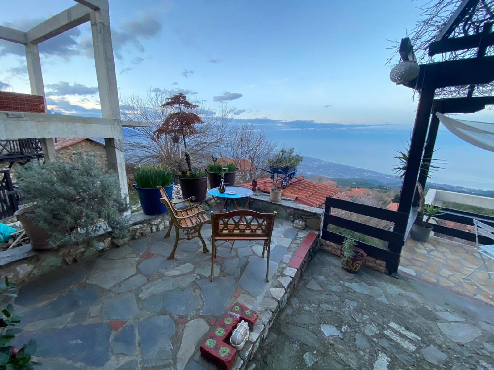 Traditional Guesthouse Erato Palaiós Panteleímonas Eksteriør bilde