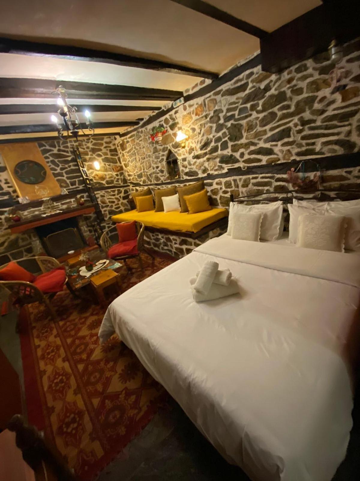 Traditional Guesthouse Erato Palaiós Panteleímonas Eksteriør bilde